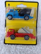 Corgi Juniors 1981 Twin Pack Mobile Cement Truck & Whizziwheels Ford D1000 Skip