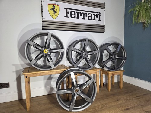 Ferrari lusso oem stock - oem,