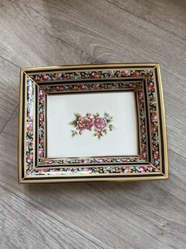 Beautiful vintage wedgwood - beautiful,