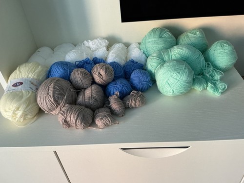 Job lot bundle - bundle, wool