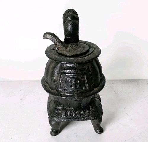 Vintage miniature cast iron - vintage,
