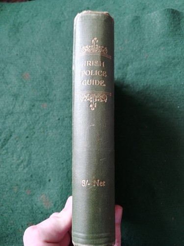 1926 irish police guide book - guide,