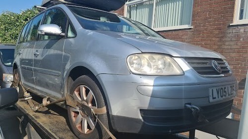 Volkswagen touran breaking - volkswagen,