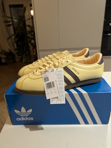 Adidas dublin size - -,