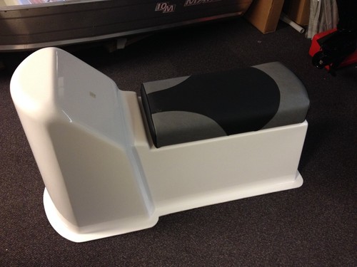 Small boat jockey console - jockey,
