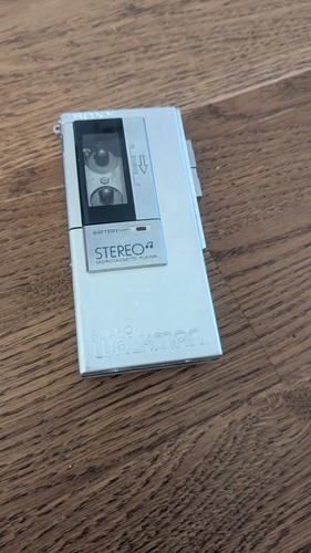 Rare vintage sony - m50, micro