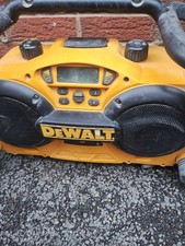 DeWalt DC011 FM Digital Radio
