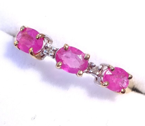 9ct gold ruby - 9ct,