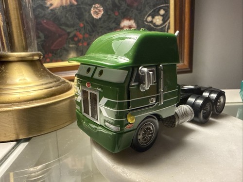 Cars gil peterbilt hauler cab - gil,
