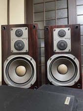 Hitachi Lo-D H-3 Compact 3-Way Speakers