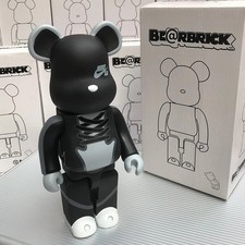 Grey NikeDunk Bearbrick 400%