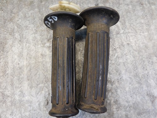 Suzuki gn250 nj42a throttle - suzuki,