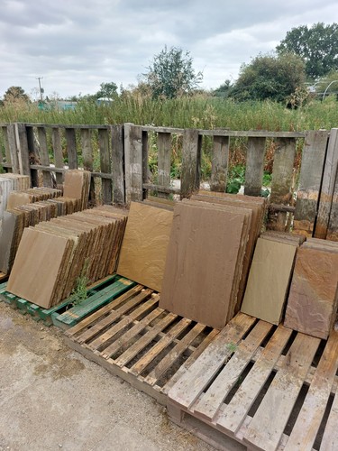 Riven yorkstone paving slabs - yorkstone,