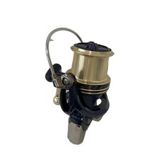 DAIWA 17 Windcast 4000QD Spinning Reel Fishing Gear Used JP