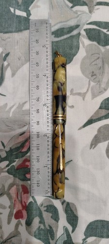 Gold bond marble yellow - gold, resin