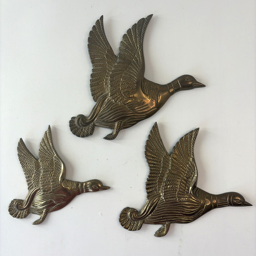 Vintage mcm flying ducks - ducks, geese