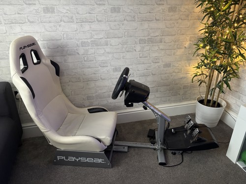 Play seat gaming chair with - play,