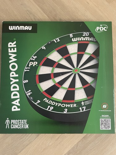 Winmau blade dart board - dart,