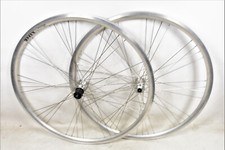 PAIR 700c 622 x 19 BIKE WHEELS