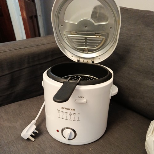 Deep fat fryer cookware - deep, .