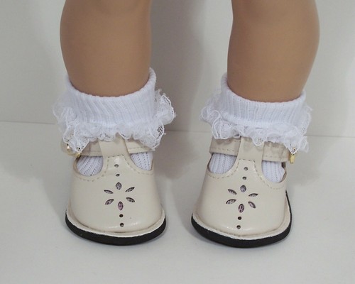 Cream school strap - ez, close