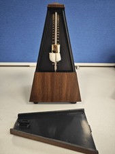 METRONOME Mechanical Metronome Friend Teak Colour Plastic Brand New