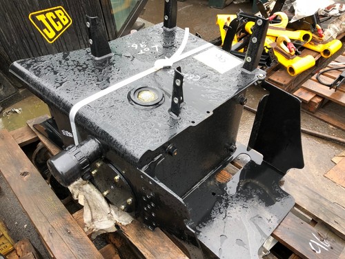 Jcb hydraulic oil tank - jcb,