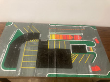 Matchbox Motors Car Dealer Garage Service Playmat  vintage !!!