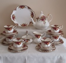Royal Albert Old Country Roses