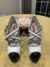 Bordello Teeze-23 Ladies