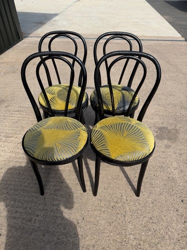 Bentwood cafe chairs - 4,
