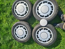 Pirelli P Slot Alloy Wheel's With Centre Caps.