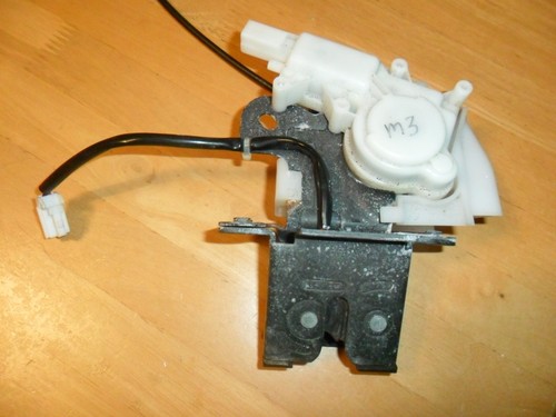 Mazda 08 tailgate - 3,