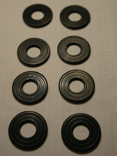 Cam shaft cover bolt - shaft, rubber