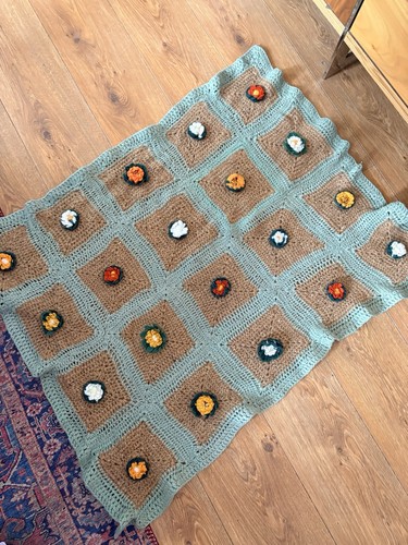 Vintage crochet floral granny - crochet,