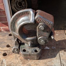 Dixon Bate Land Rover Defender