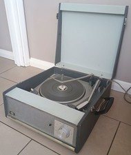 Vintage 1960s Stella Philips ST570 Portable Record Player Turntable For Repair