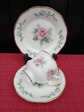 Vintage Elizabethan Fine Bone China Trio Tea Cup Saucer Side Plate Pink Roses VG