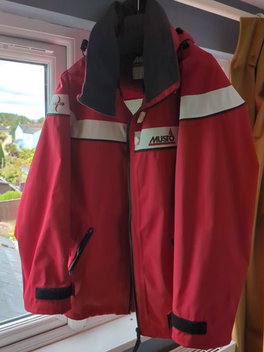 Musto performance jacket size - performance,
