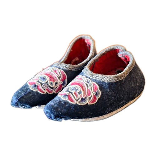 Vintage pair beautiful - pair,