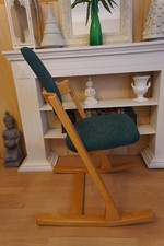 STOKKE PENDULUM MOTION CHAIR HEALTH CHAIR ACTIVE SITTING IN DARK GREEN LOOK!