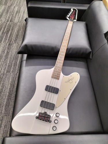 Thunderbird classic - (epiphone),