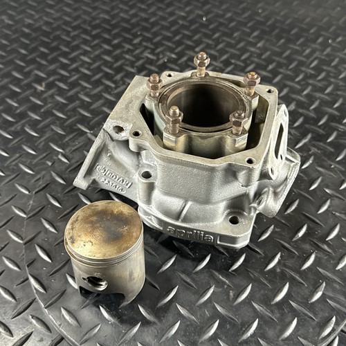 Genuine aprilia rs 125 - genuine,