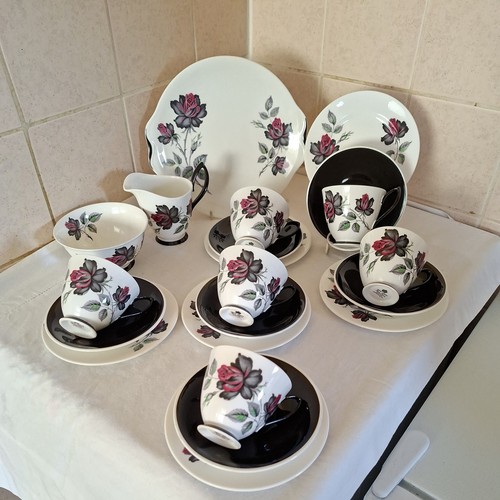 Royal albert masquerade - royal,