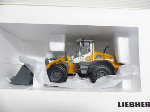 Collections liebherr l546 - at,
