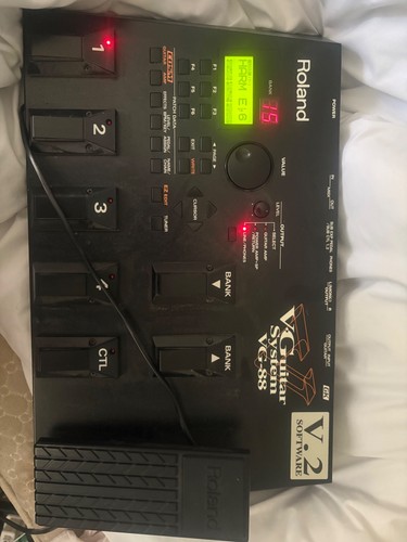 Roland vg88 guitar synth - guitar, pedal