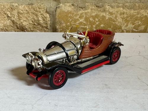 Corgi 266 chitty - 266,