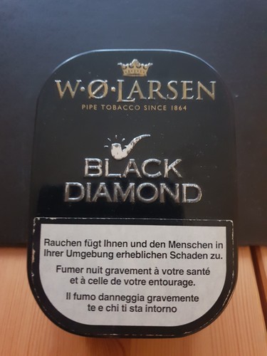 Black diamond pipe - black, tin