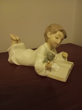 NAO LLADRO FIGURINE "REPEAT
