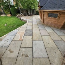 Raj Green Riven Sandstone
